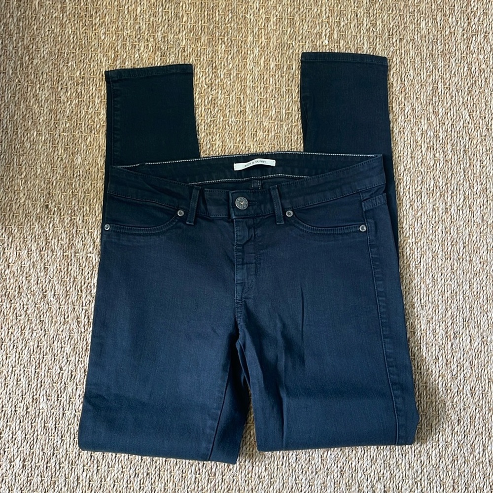 Rich & Skinny Black Skinny Jeans Size 28